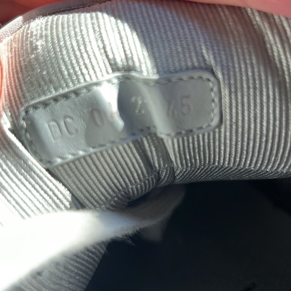 Dior Mens B27 Sneakers - Picture 12 of 13